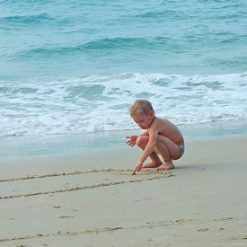 Does your child like to go to the beach?