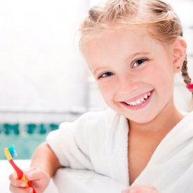 Do you want that your little one to have beautiful and healthy teeth? Find out how you can give your child a bright smile!