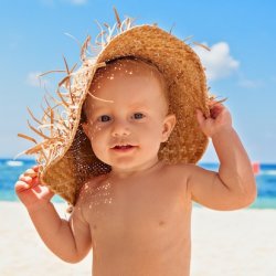 Top 5 - kids clothes you need to take with you on vacation