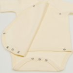 Vanilla custard side-snaps short-sleeve bodysuit with lion print | liloo 