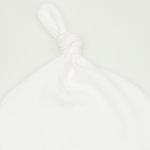 Blanc de blanc baby hat with tassel| liloo