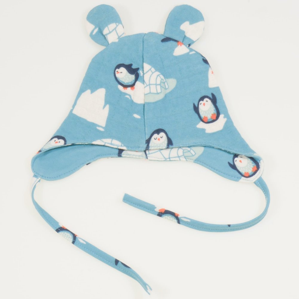 Aqua organic cotton baby hat with toy ears with penguins print | liloo