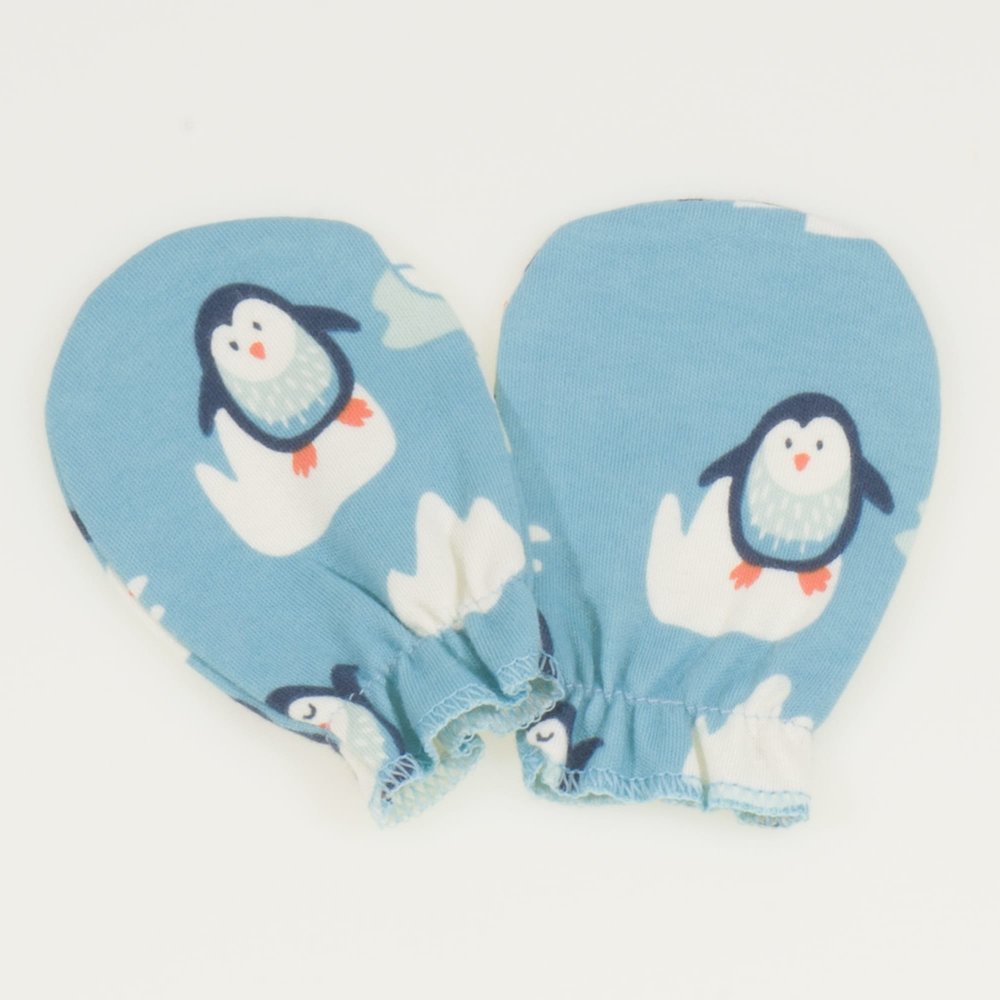 Aqua organic cotton newborn gloves with penguins print | liloo