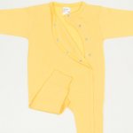 Salopeta maneca lunga si pantaloni cu manseta minion yellow uni | liloo