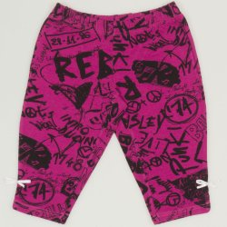 Magenta capri leggings with music print