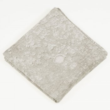 Mat with two gray faces with bubble pattern