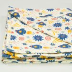 Double layer blanket with stars-rockets print | liloo