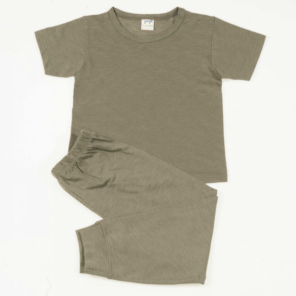 Pijamale cu maneca scurta si pantaloni lungi bumbac organic kaki| liloo Pijamale cu maneca scurta si pantaloni lungi bumbac organic kaki| liloo