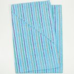 Large hooded towel with color stripes | liloo