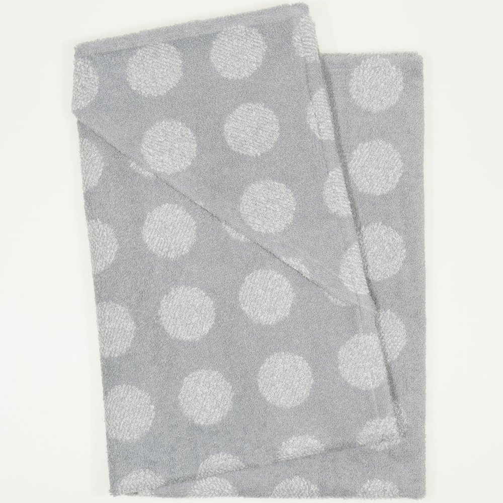 Gray hooded towel with dots print | liloo