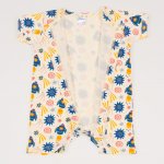 Romper (short sleeve & pants) with stars-rockets print - center-snap | liloo