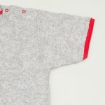 Grey with red short-sleeve tee  | liloo